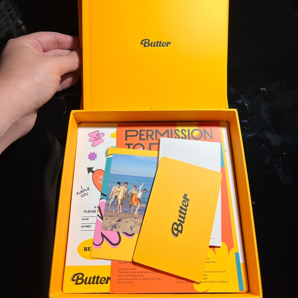 Bangtan Boys BTS BUTTER Album Cream version